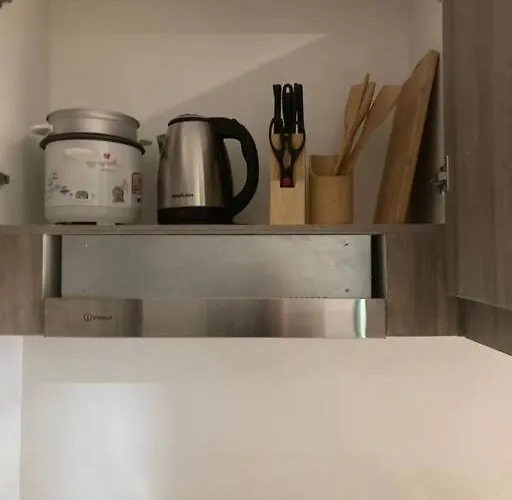 Cozy Unit At Fame Metro