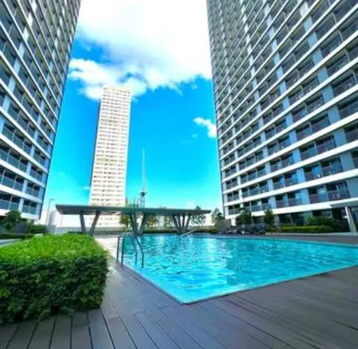 Cozy Unit At Fame Metro Manila