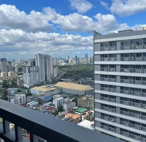 Cozy Unit At Fame Metro Manila